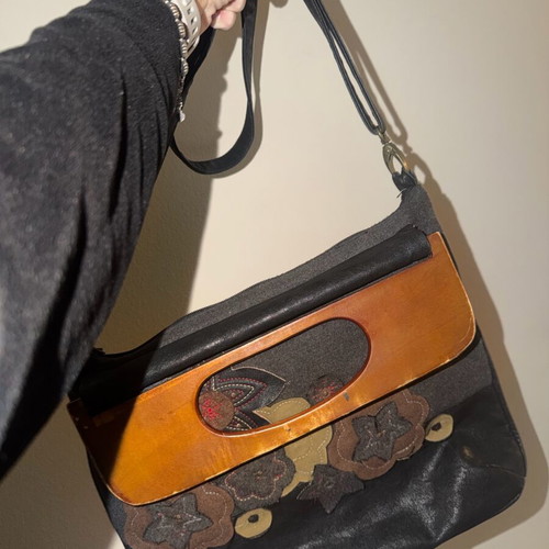 ALE leather crossbody bag with wool embroidery used
