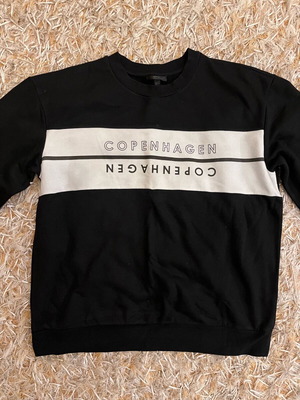 Topshop sweatshirt used with Copenhagen logo, black and white, size XL