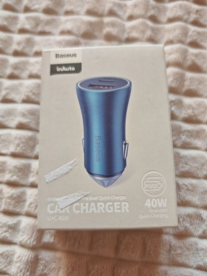 Φορτιστής αυτοκινήτου Baseus 40W PD/QC USB-C και USB-A καινούργιος