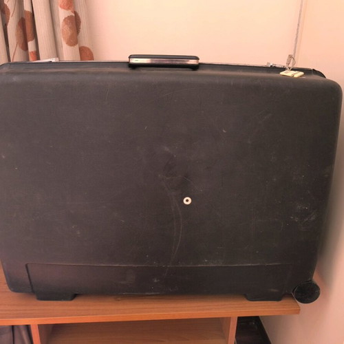 Delsey vintage travel suitcase used, very large 90s with 2 wheels