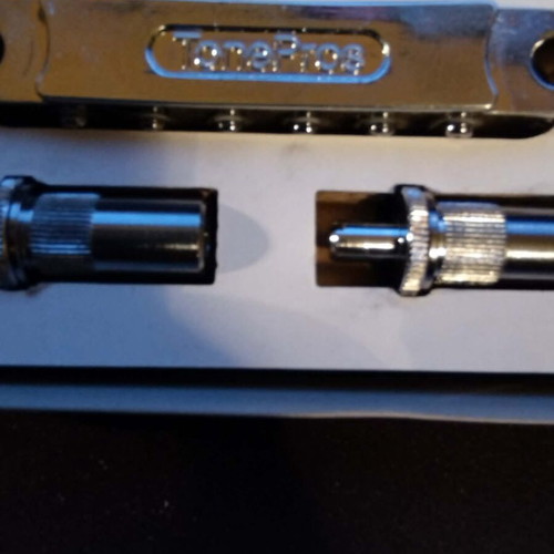 TonePros T3BT-C Tune-o-matic Bridge like new