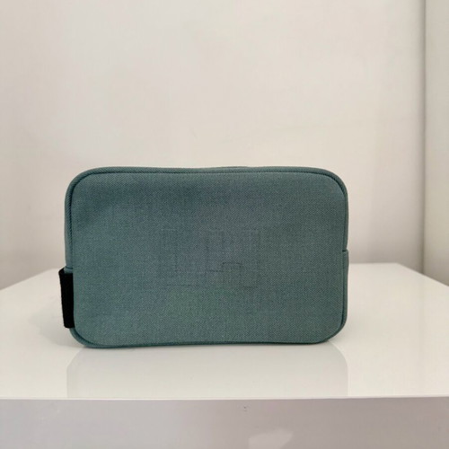 Lierac men's toiletry bag new, turquoise