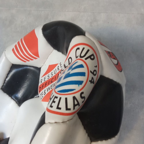 Vintage Mundial 1994 soccer ball like new