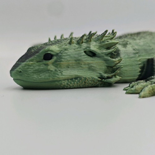 Articulated dragon new, 3d printed from esun pla silk magic material
