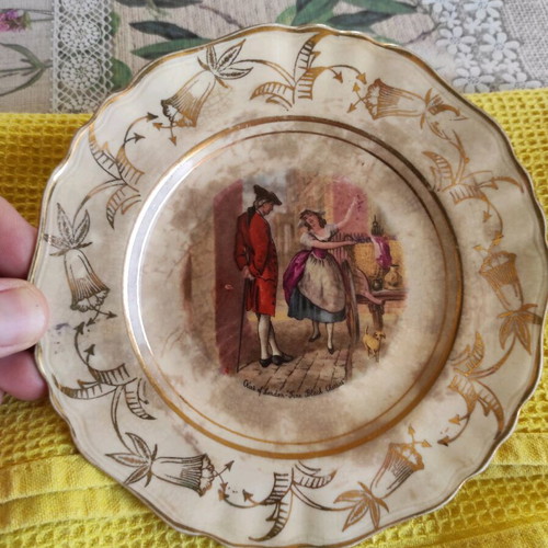 Porcelain decorative plate J&G Meakin handmade 1970 like new, 17cm