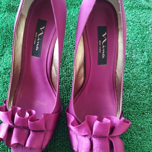 Peep toe satin pumps new Nina New York by NAK SHOES purple