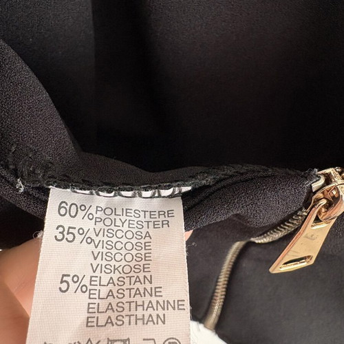 Italian black crop top with flared sleeves