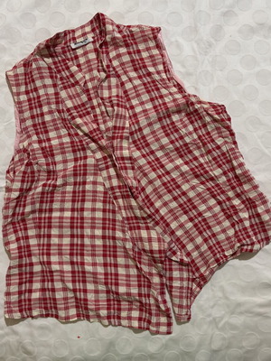 Vintage checked blouse sleeveless, like new, size M, beige and red