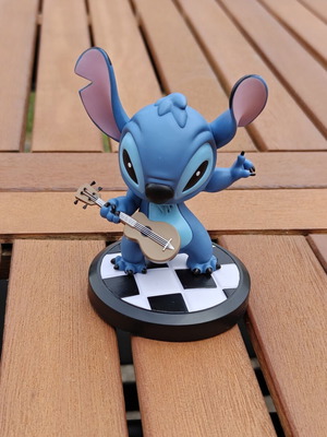 Gitarist Stitch Disney Fun Series collectible like new