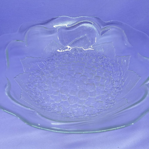 Bowl white transparent large like new
