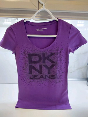 DKNY blouse like new, size XS