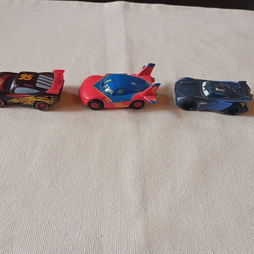 Collectible Cars Disney Mattel used, pack of 3