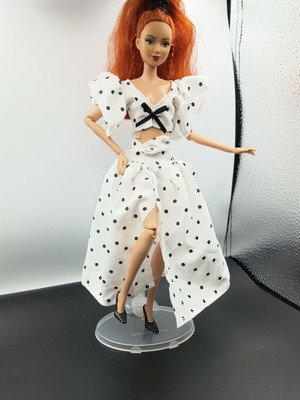 Doll fashion clothing set like new, skirt, blouse and shoes