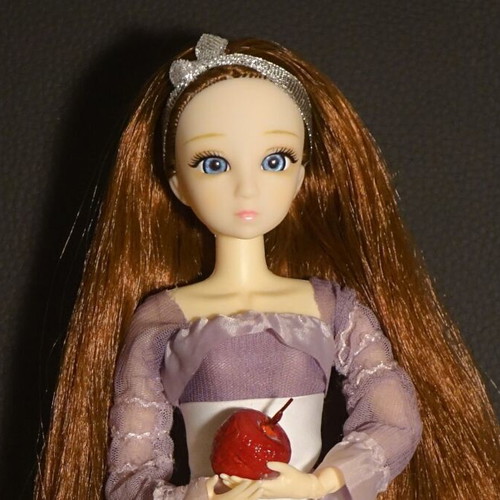 Snow White New Decorative Doll with 50 cm Wreath