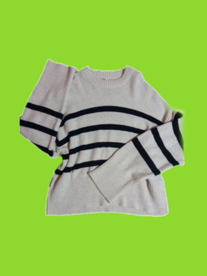 Pull & Bear knitted sweater like new, size medium, black and white