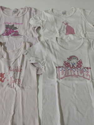 Pretties No6 children's undershirts in very good condition, pack of 4