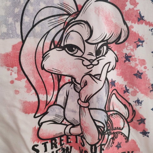 Looney Tunes collectible t-shirt white, size M, like new