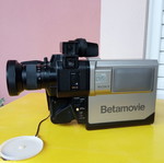 Βίντεο-κάμερα Sony BMC 100P μεταχειρισμένη με αξεσουάρ δεκαετίας '80