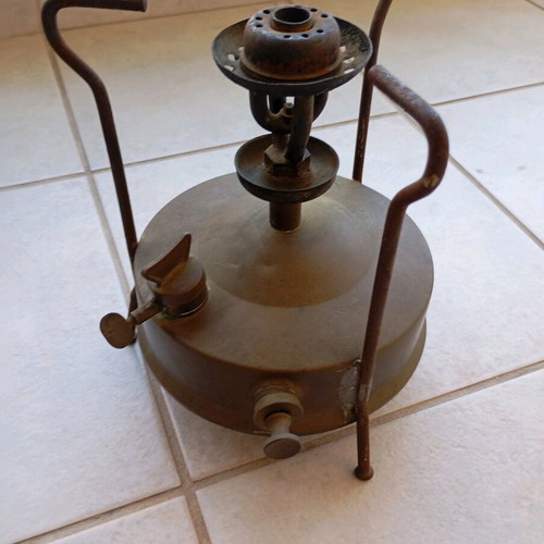 Bat old gas stove used, made in Germany