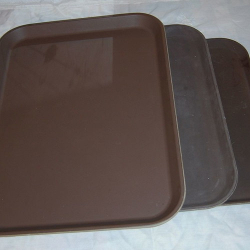 Professional serving trays used, pack of 3, hard plastic
