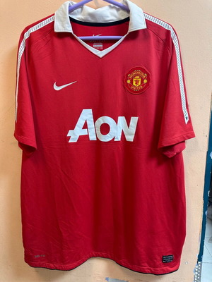 Manchester United 2011-12 Home Shirt Nike Aon Jersey like new, size 2XL