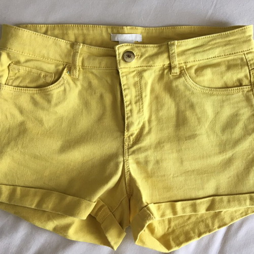 H&M yellow women's shorts like new, size S