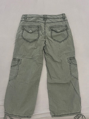 H&M vintage cargo capri pants used, khaki green, size S