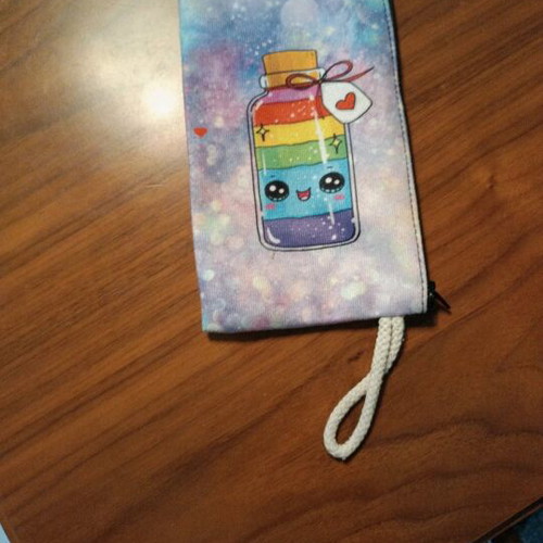 Pencil case with one pocket like new