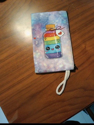 Pencil case with one pocket like new