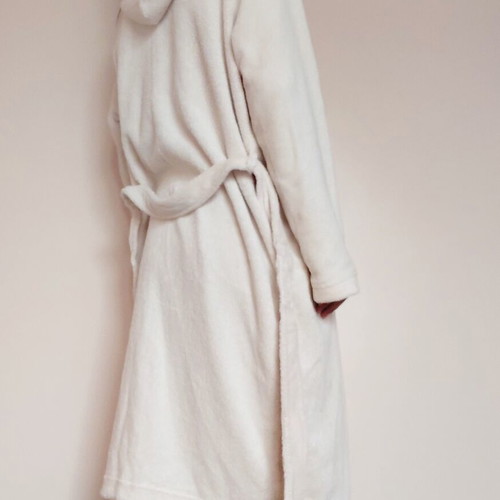 Fleece bathrobe size S like new, cream color