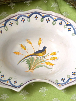 French Faience Barber's Bowl 18th Century used, hand-painted
