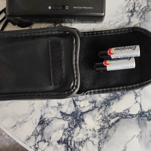 Kodak Star Camera like new with case and 2 medium batteries, black