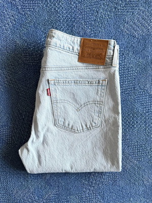 Levi's Low Pitch Straight Jeans, women's, size 29