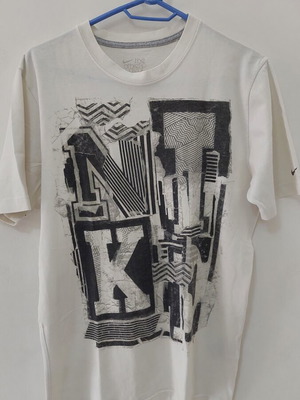 Nike t-shirt used, size M, white and grey