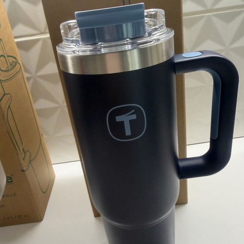 Tupperware trendy thermos 1.1l new