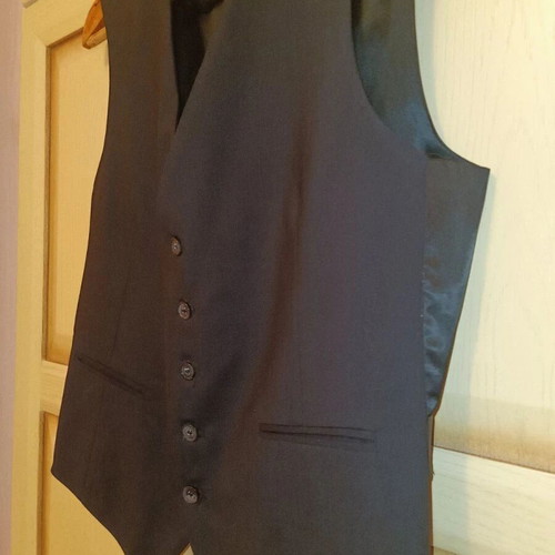 Rococo black vest size M new with bow tie gift