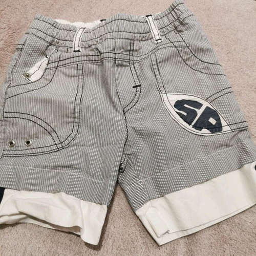 Boy's bermuda shorts used, size 1, with worn drawstring