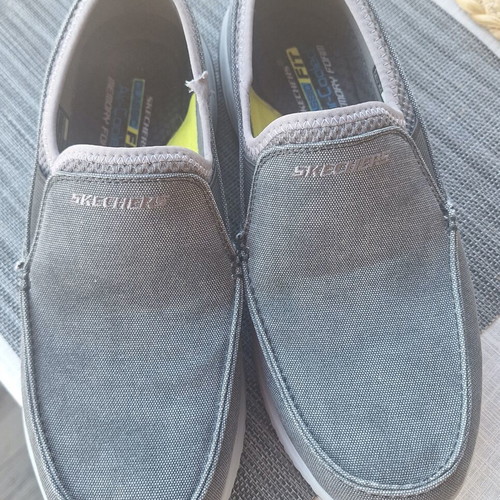 Skechers Classic Fit Delson Casual Shoes size 43 gray like new
