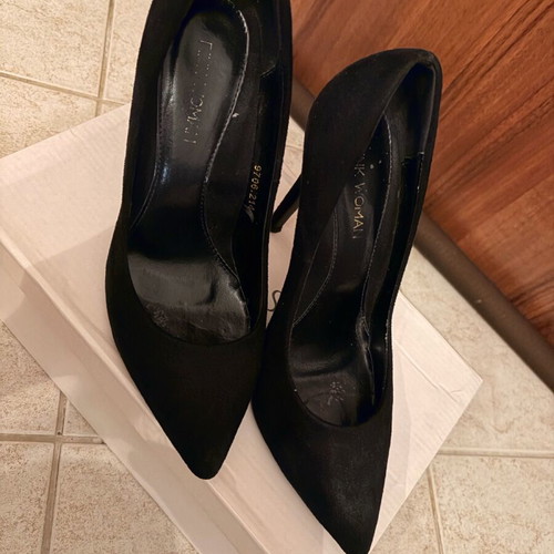 Pink Woman black pumps No39 like new