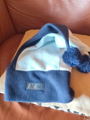 Fleece cap used for snowboard and ski, size S, white-blue