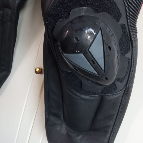Dainese Leather Motorcycle Jacket and Pants like new with reinforcements