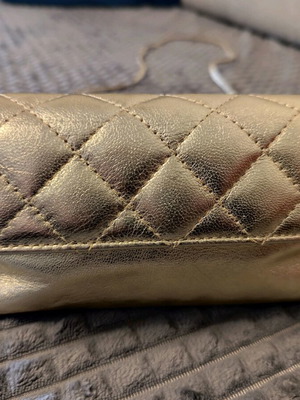 Gold shoulder bag like new by Mateus