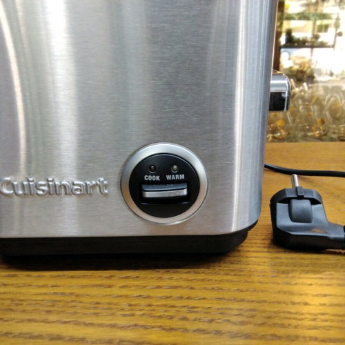 Cuisinart CRC-800 rice cooker new, 8 cups, with steam tray