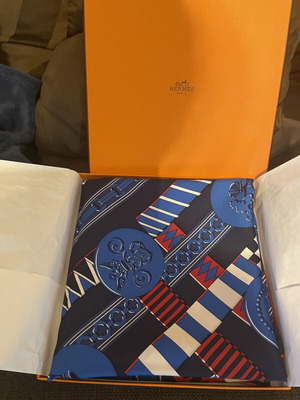 Hermes Carre 90 Silk Scarf New Black Blue