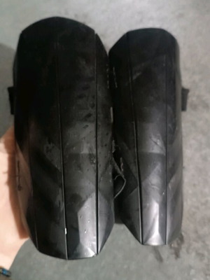 Adidas shin guards for kids used