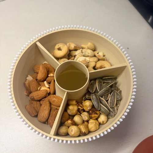 Practical bowl for nuts and seeds like new with lid