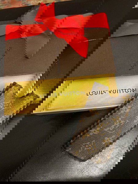 Αυθεντική θήκη κινητού Louis Vuitton