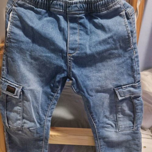Zara jeans like new, comfortable fit for 7 years old