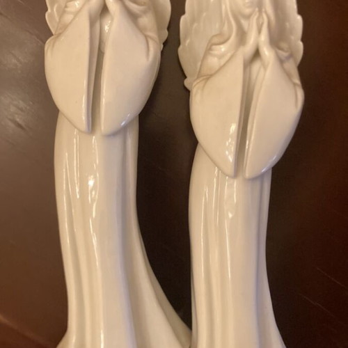Porcelain angel figures like new, set of 2, 25 cm tall