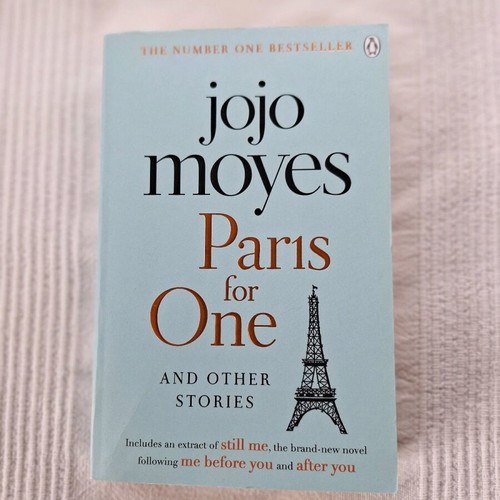 Paris for One by JoJo Moyes like new, English